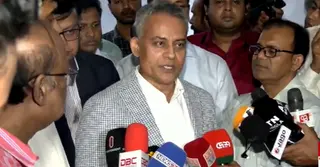অতিরিক্ত ভাড়া নিলে জরিমানা-রুট পারমিট বাতিল: সড়ক পরিবহনমন্ত্রী